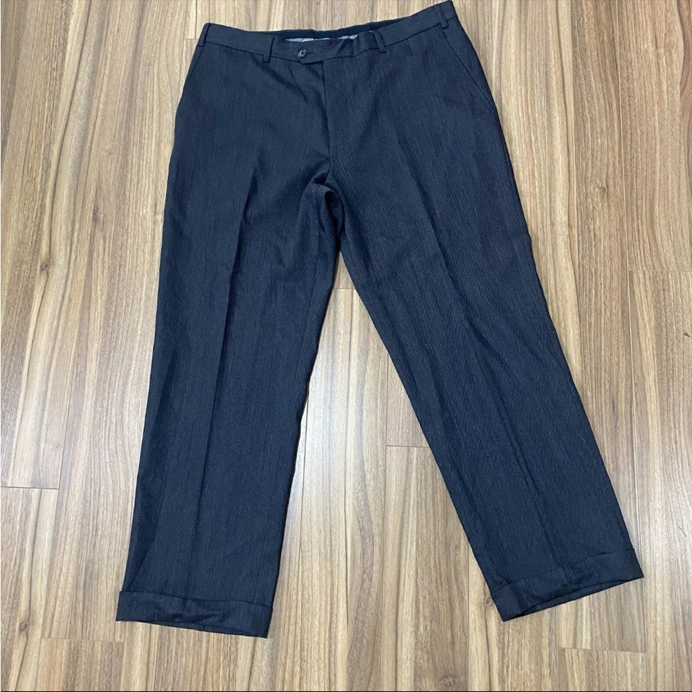 Georgio Armani Le Collezioni Dark Gray Pleats Cuffs 36 x 29